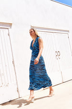 Cargar imagen en el visor de la galería, Vestido Rugido