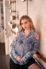 Cargar imagen en el visor de la galería, Blusa Free Cobra Print