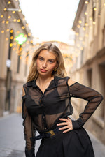 Cargar imagen en el visor de la galería, Blusa Free Negra