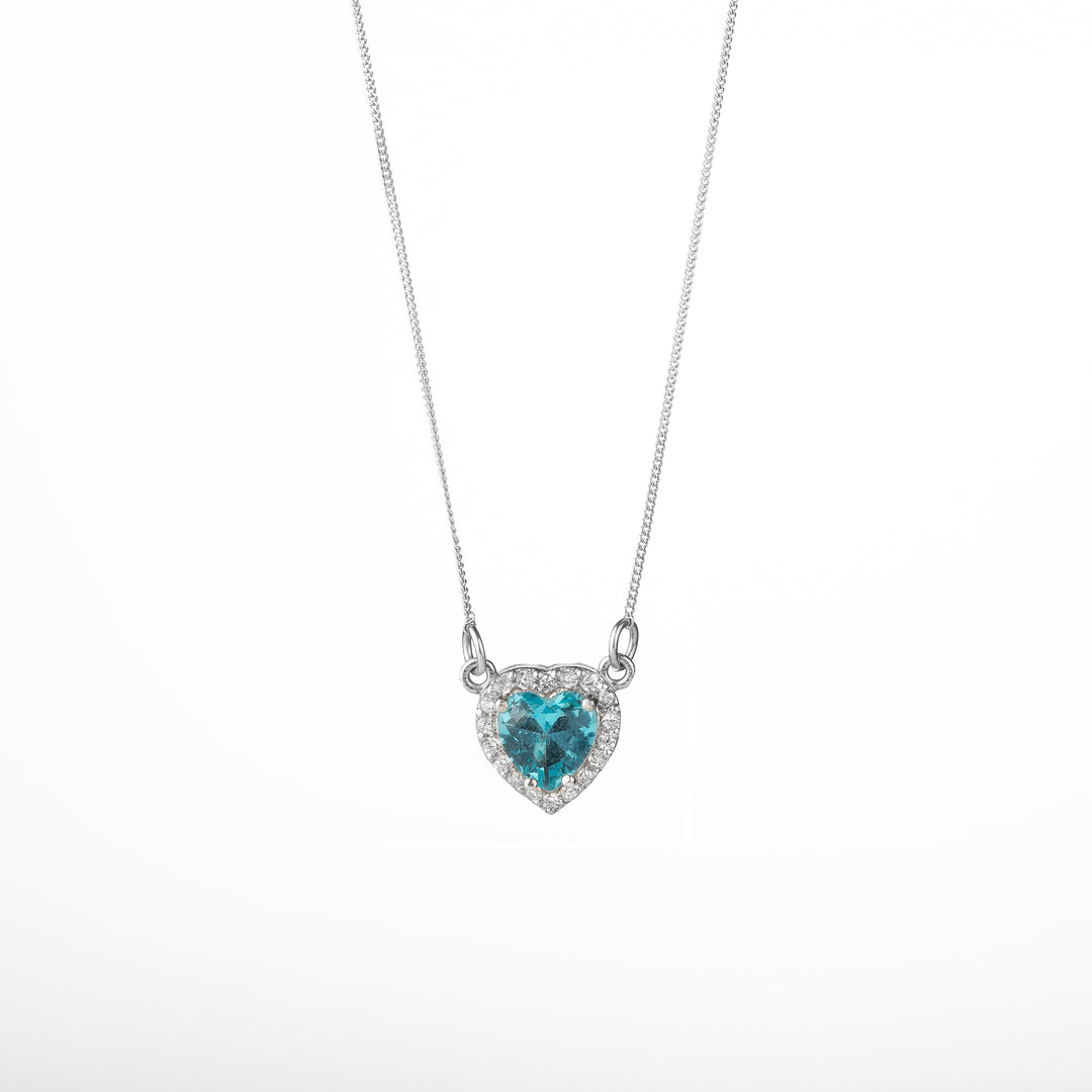 Imagen de producto de collares "Collar Corazón Central" de la marca Chiarella Store.