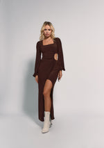 Cargar imagen en el visor de la galería, Imagen de producto de vestido "Emperatriz" de la marca de moda de diseño Chiarella Store.